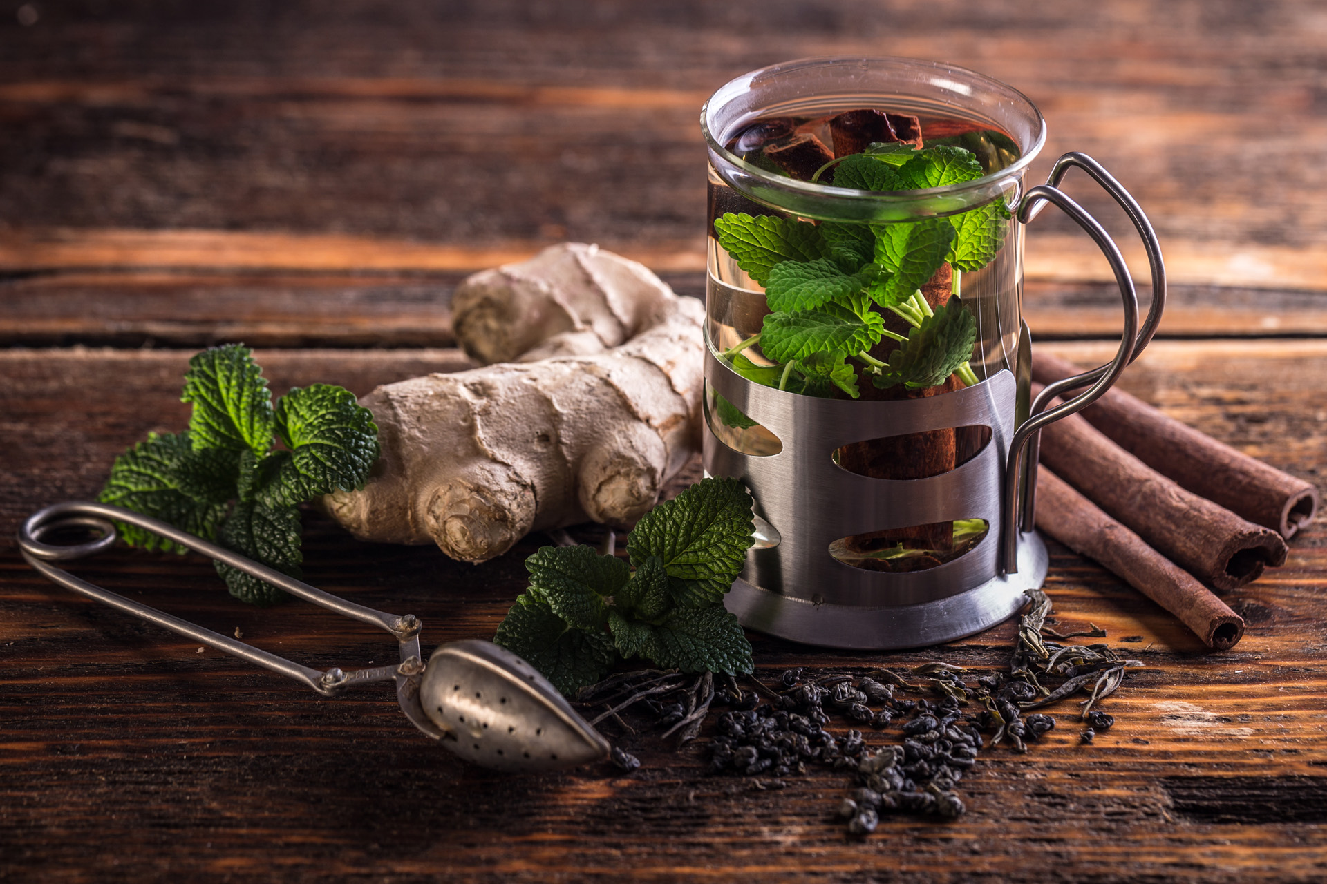 The Art of Herbal Tea: A Beginner's Guide to Creating Your Own Blends